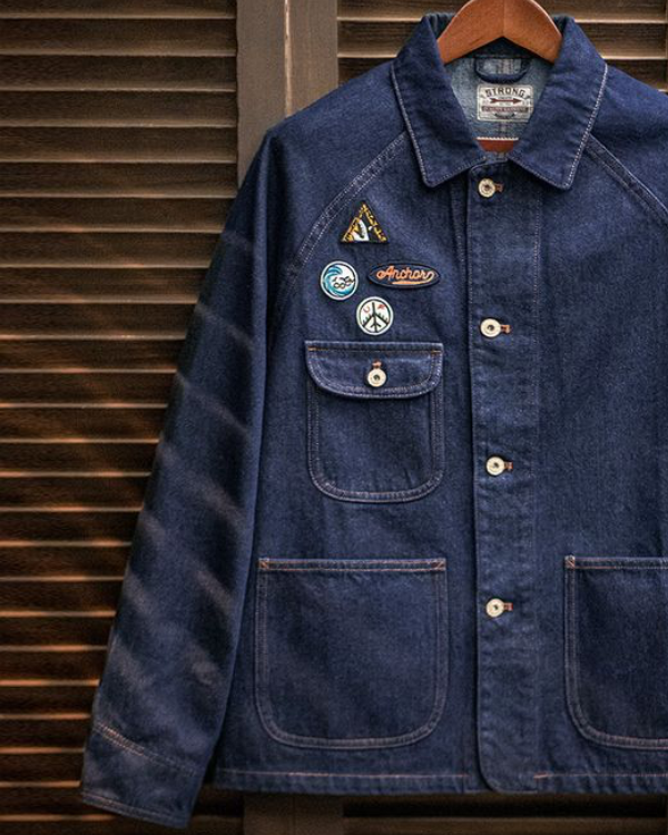ルイ バッジ刺繍入りデニムジャケット 1006