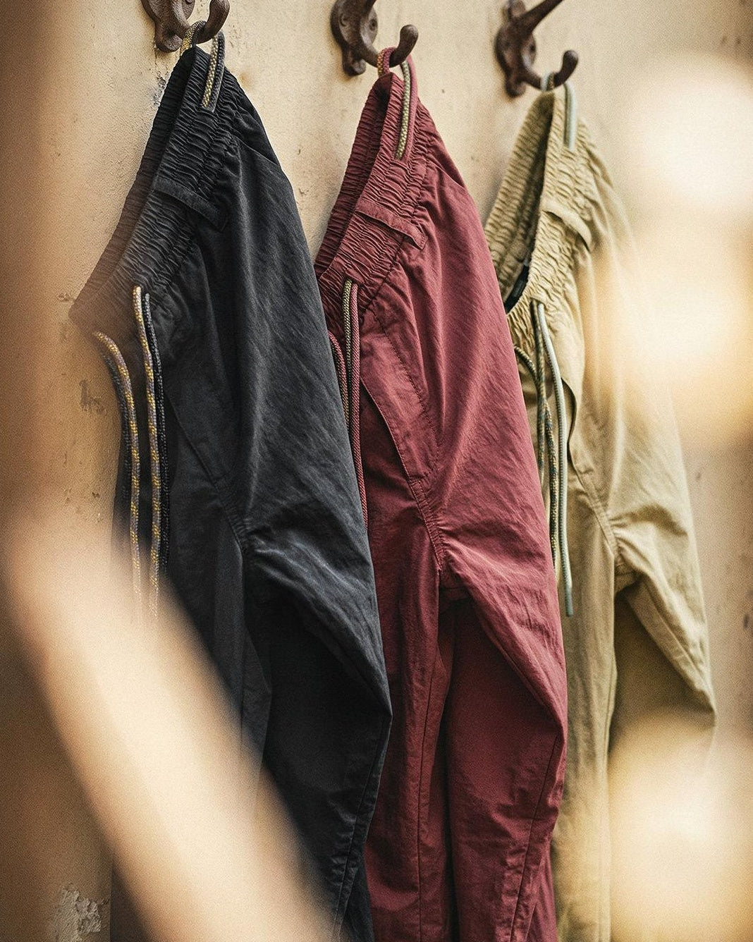 マウントドラ アーバンテックイージーワイドパンツ 2549