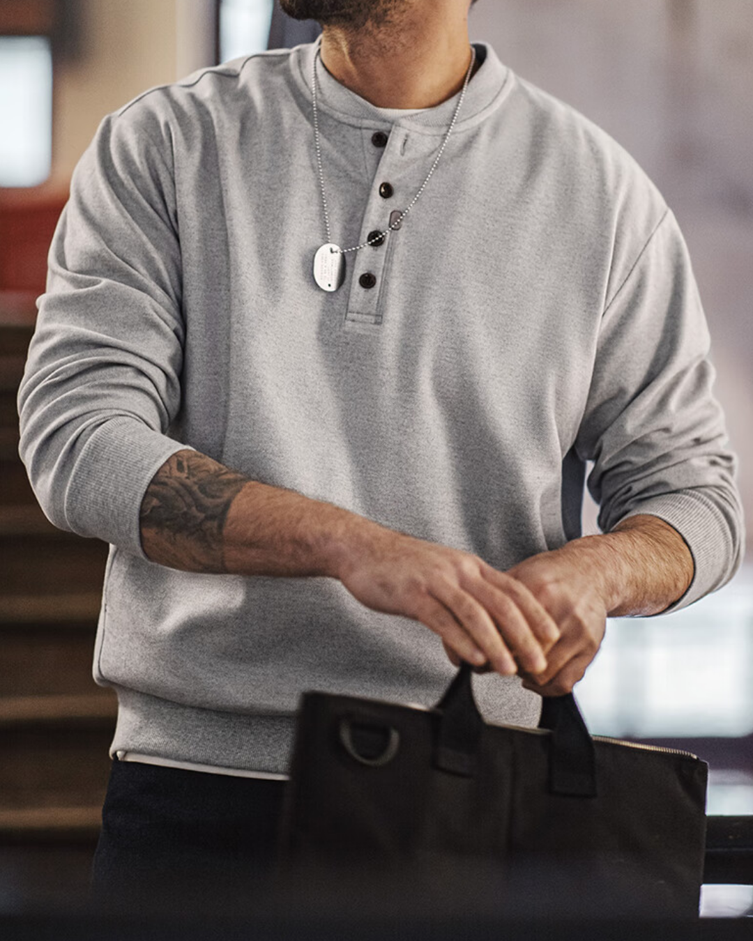 ジェネヴィーヴ ヘンリーネックカットソー 2186