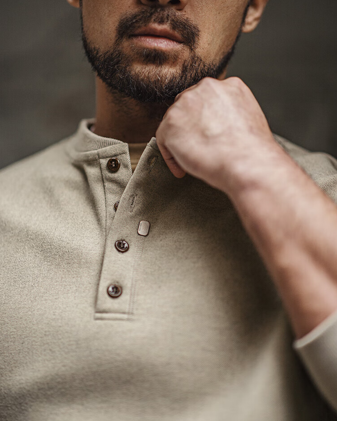 ジェネヴィーヴ ヘンリーネックカットソー 2186