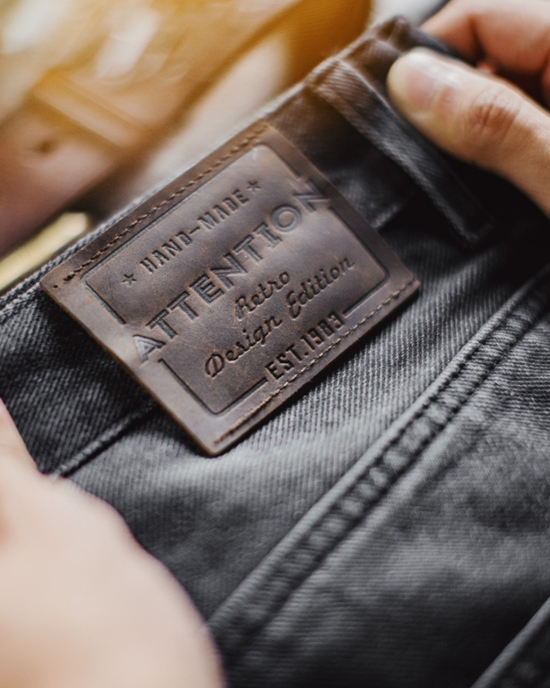 ブライス ウォッシュドブラックルーズテーパードデニムパンツ 2266