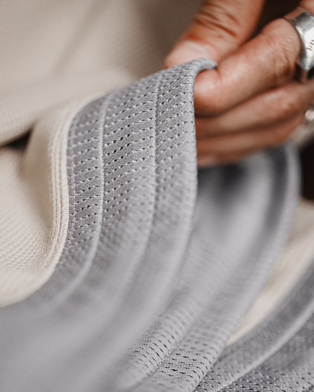 メドフォード 裾ドロストワッフル編みラグランスウェット 2249