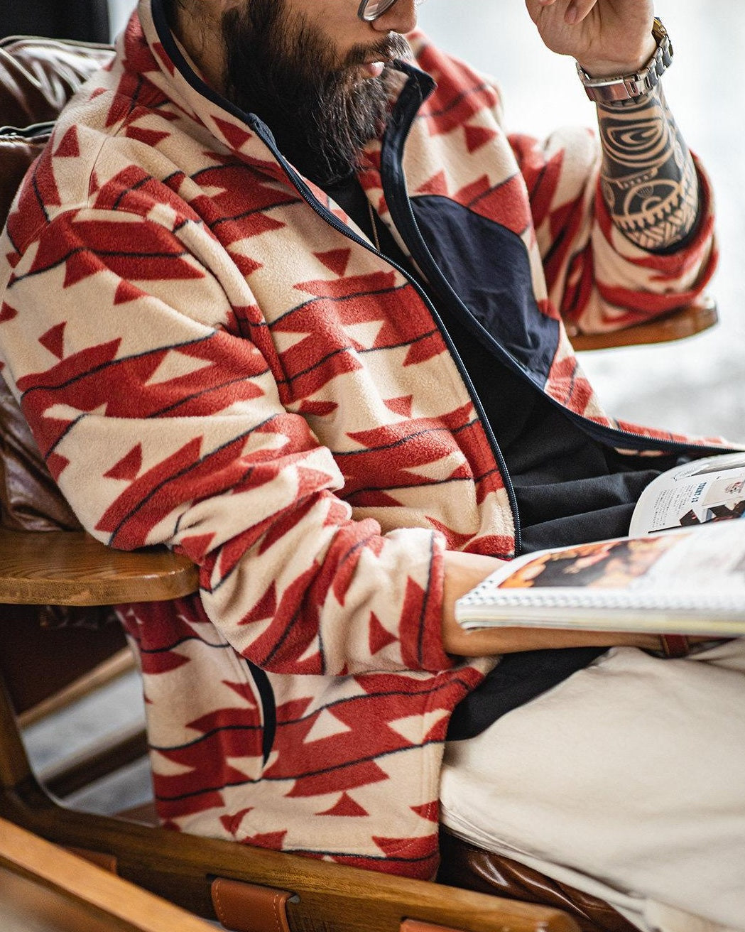 コンウェイ ネイティブ柄切替スタンドジャケット 2461