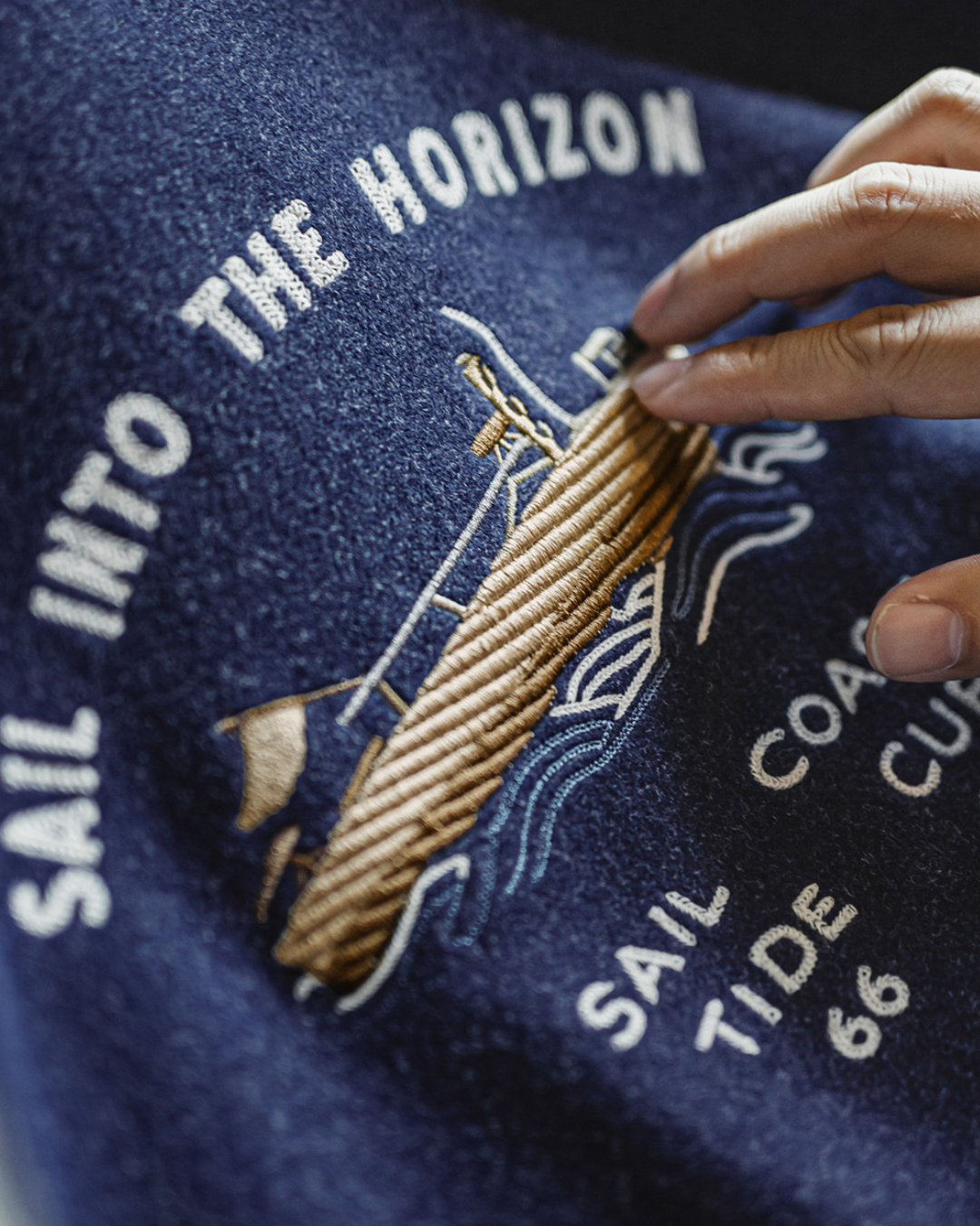 ウースター ラインリブバック刺繡ジップアップブルゾン 2236