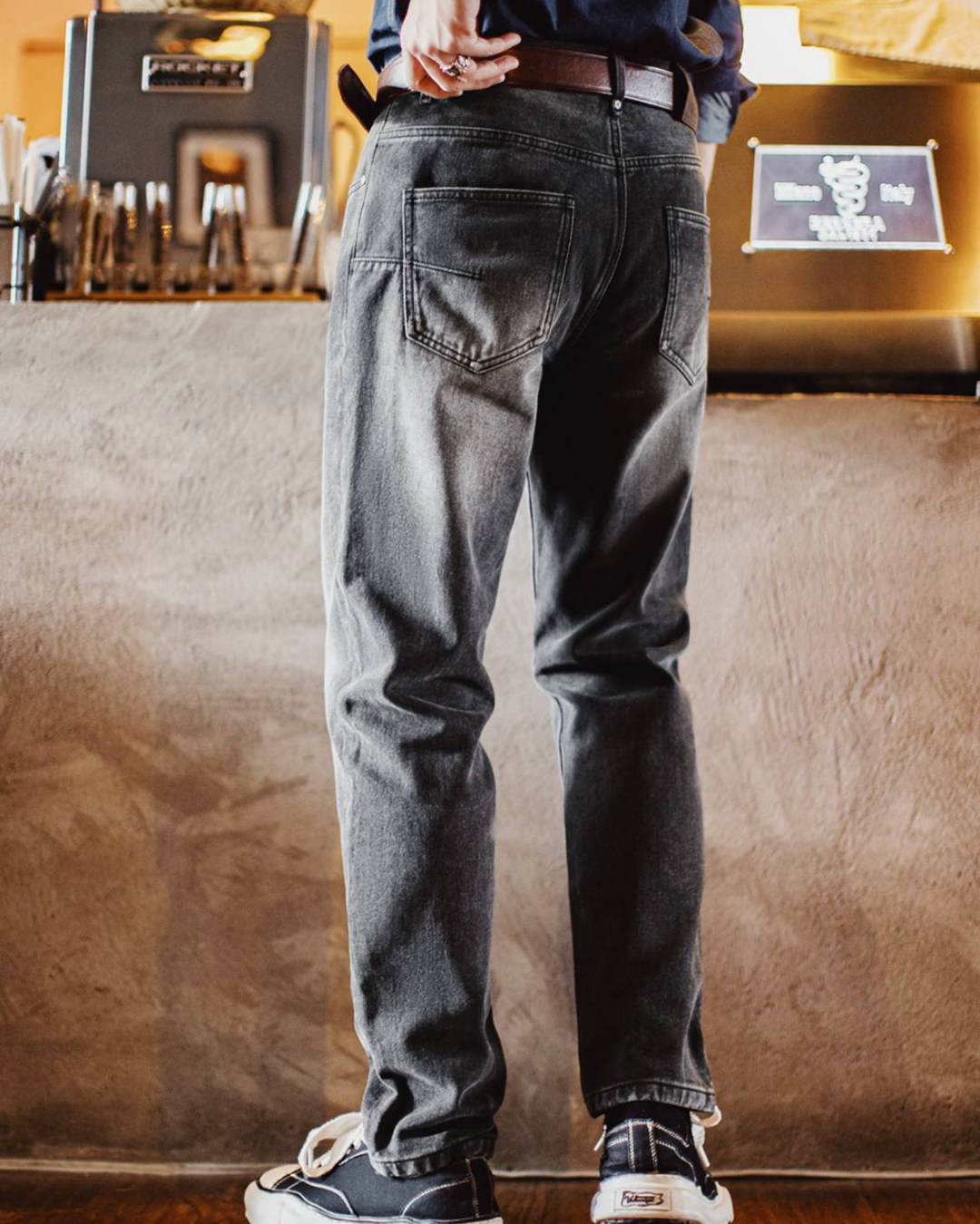 ブライス ウォッシュドブラックルーズテーパードデニムパンツ 2266