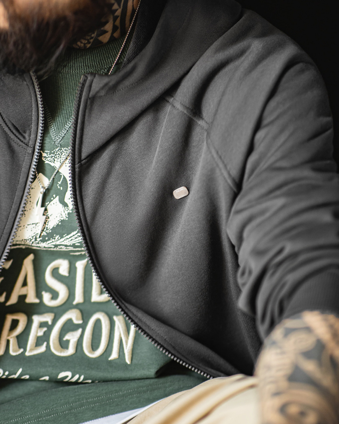 ベリンガム ラグランスリーブパーカー 2253