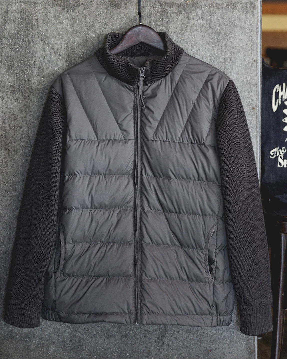 ダンベリー リブニットスリーブ切替ダウンジャケット 2375