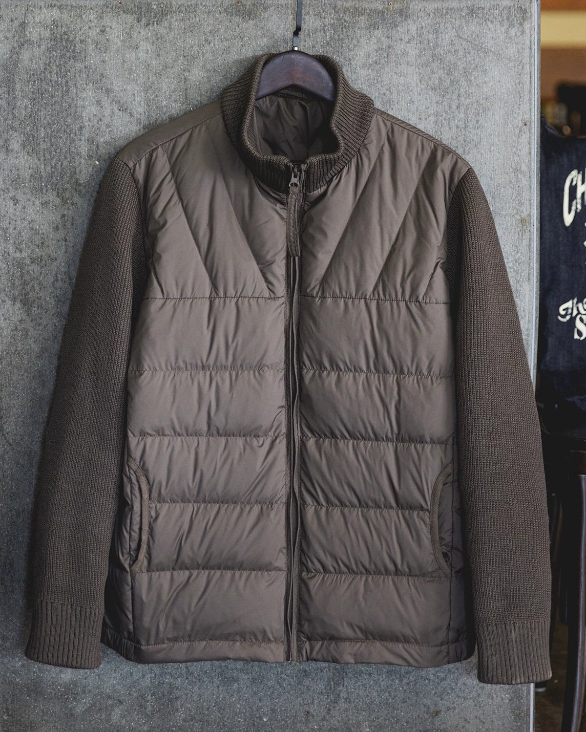 ダンベリー リブニットスリーブ切替ダウンジャケット 2375