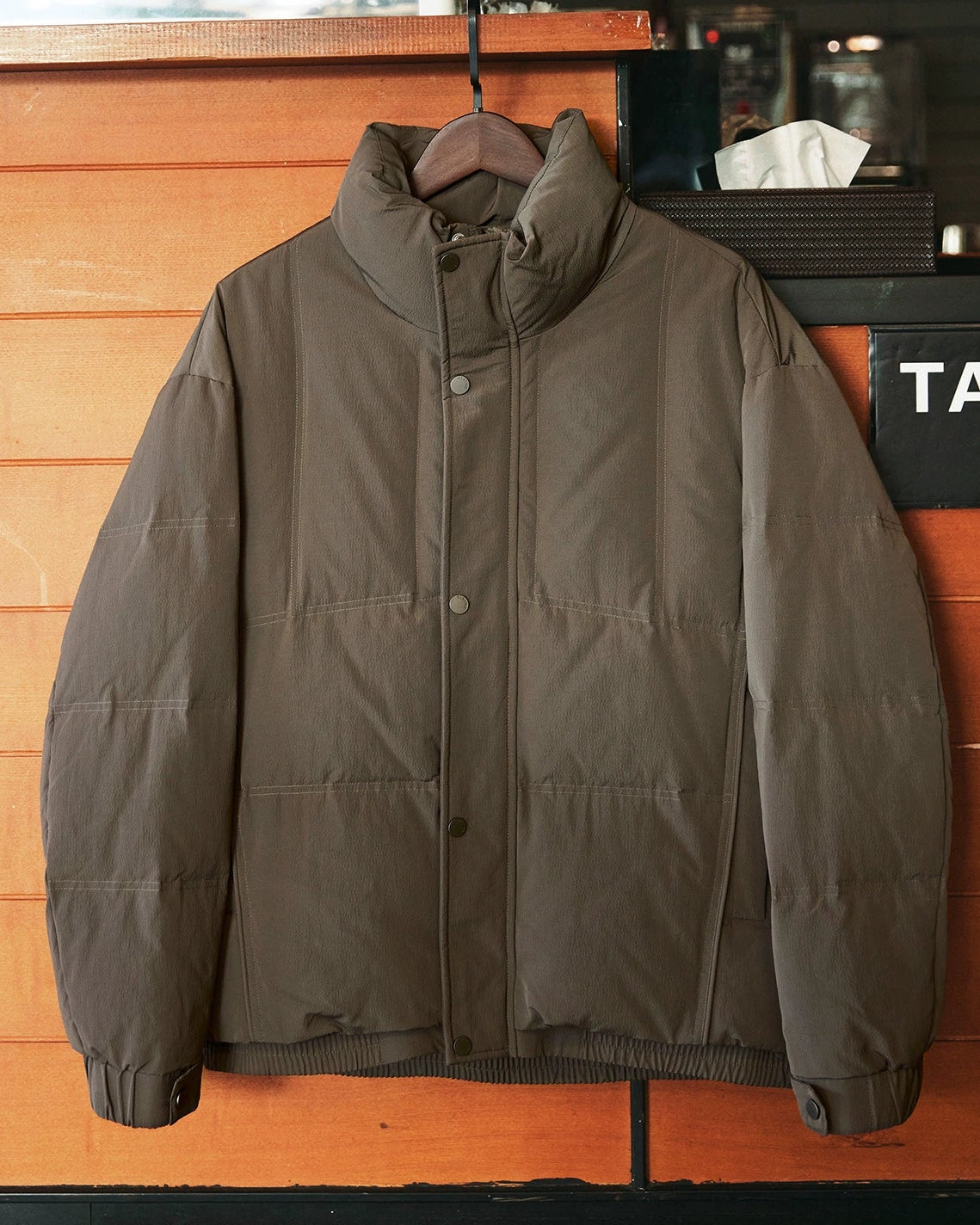 アマースト スタンドカラーダウンジャケット 2307