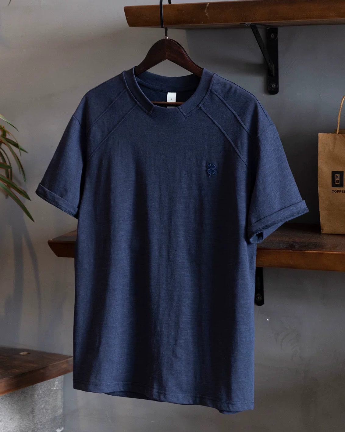 ホワイトフィッシュ ロールアップスリーブクルーネックトップス 2597