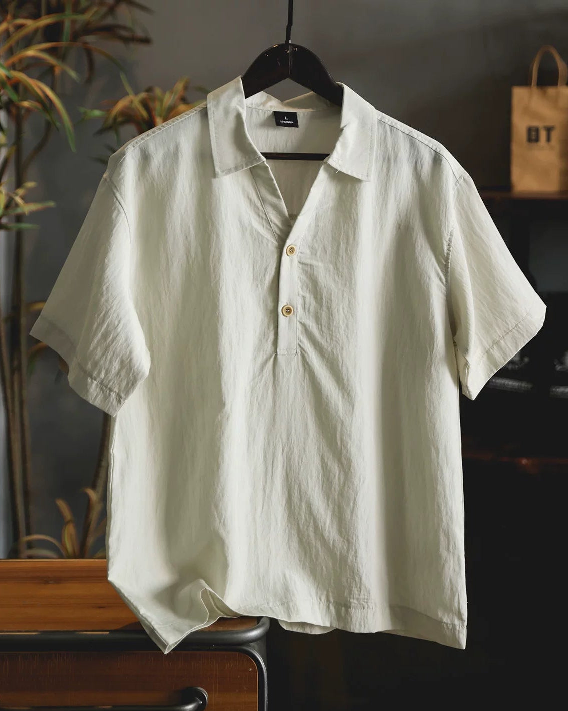 ラトン Vネックハーフボタンプルオーバーシャツ 2592