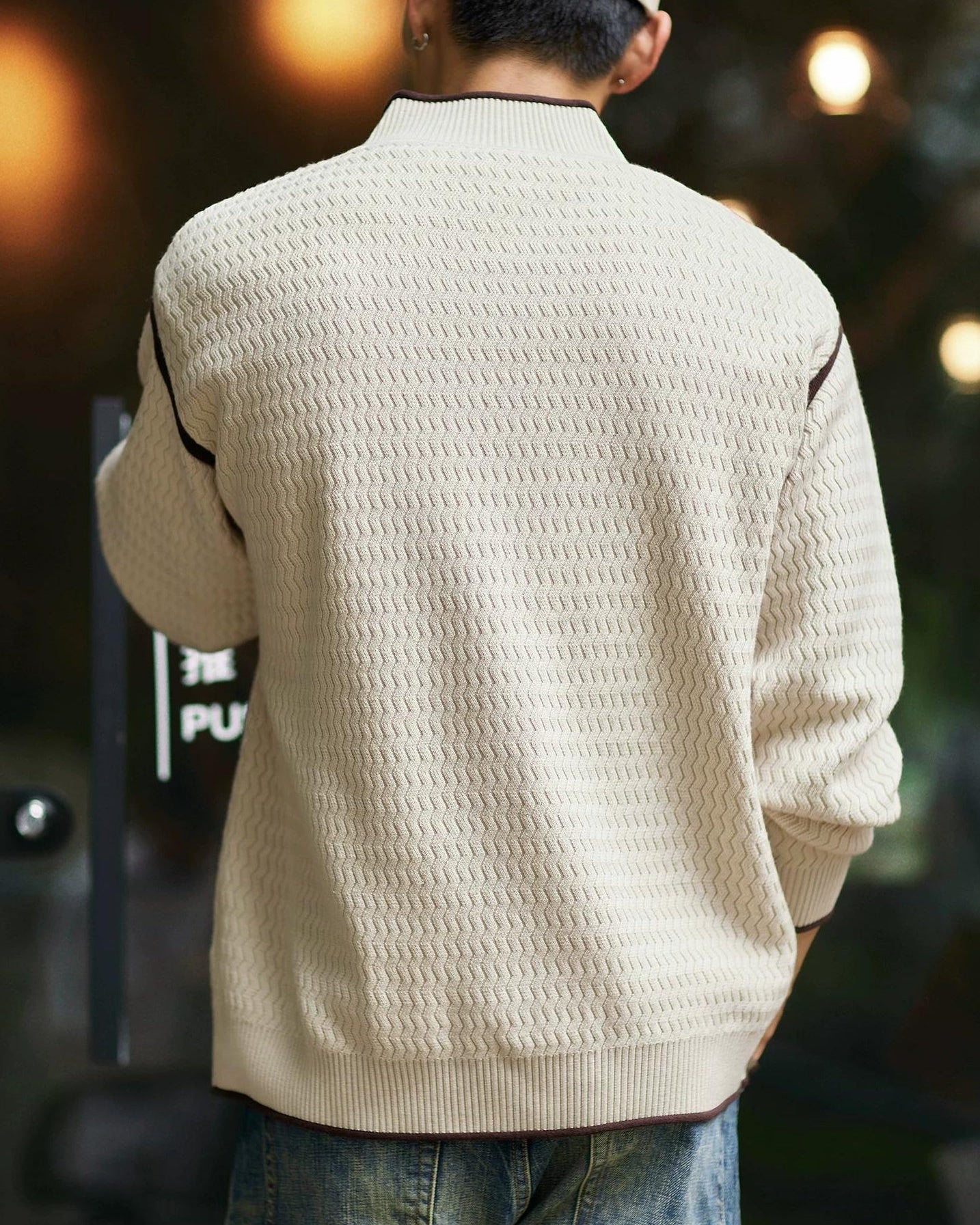 チカシェイ ジオメトリックハーフジッププルオーバー 2397