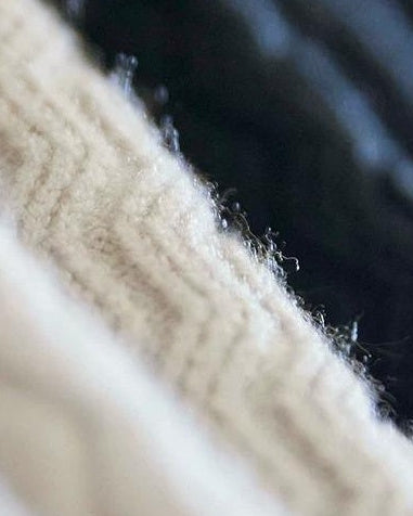 チカシェイ ジオメトリックハーフジッププルオーバー 2397