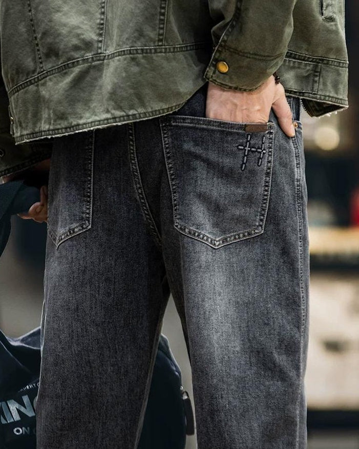 ビロイト ユーズドストレートデニムパンツ 2406