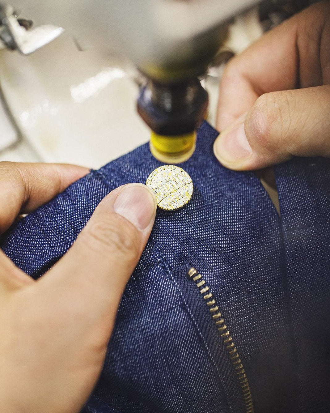 ダロネガ ストレートデニムパンツ 2546