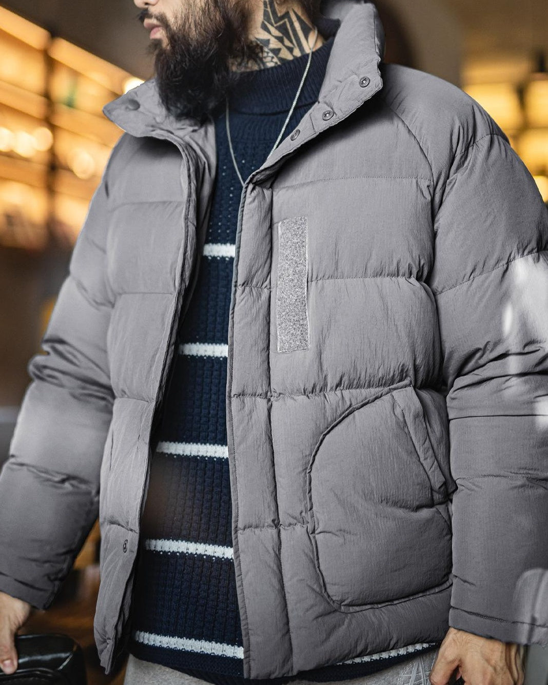 カーボンデール 切替ラグランハイネックダウンジャケット 2413