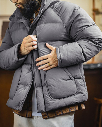 カーボンデール 切替ラグランハイネックダウンジャケット 2413