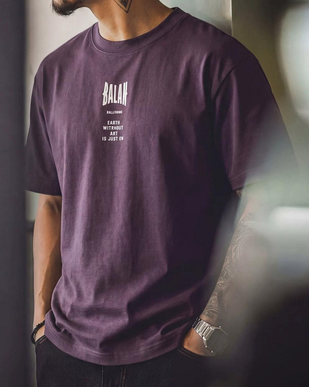 セントチャールズ センタータイポグラフィTシャツ 2666