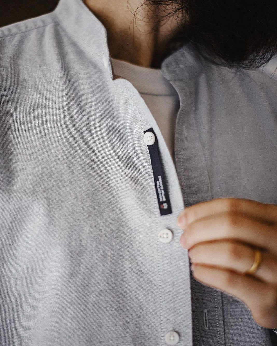 ヒーバーシティ バンドカラーシャツ 2526