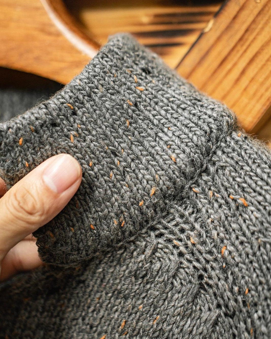 クリアウォーター ネップヤーンロゴセーター 2285