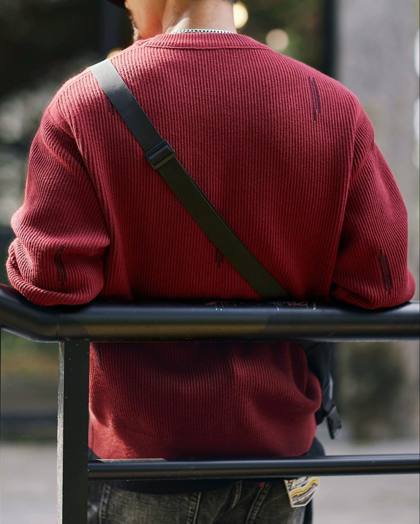 シエラビスタ エッジリブクルーネックセーター 2318