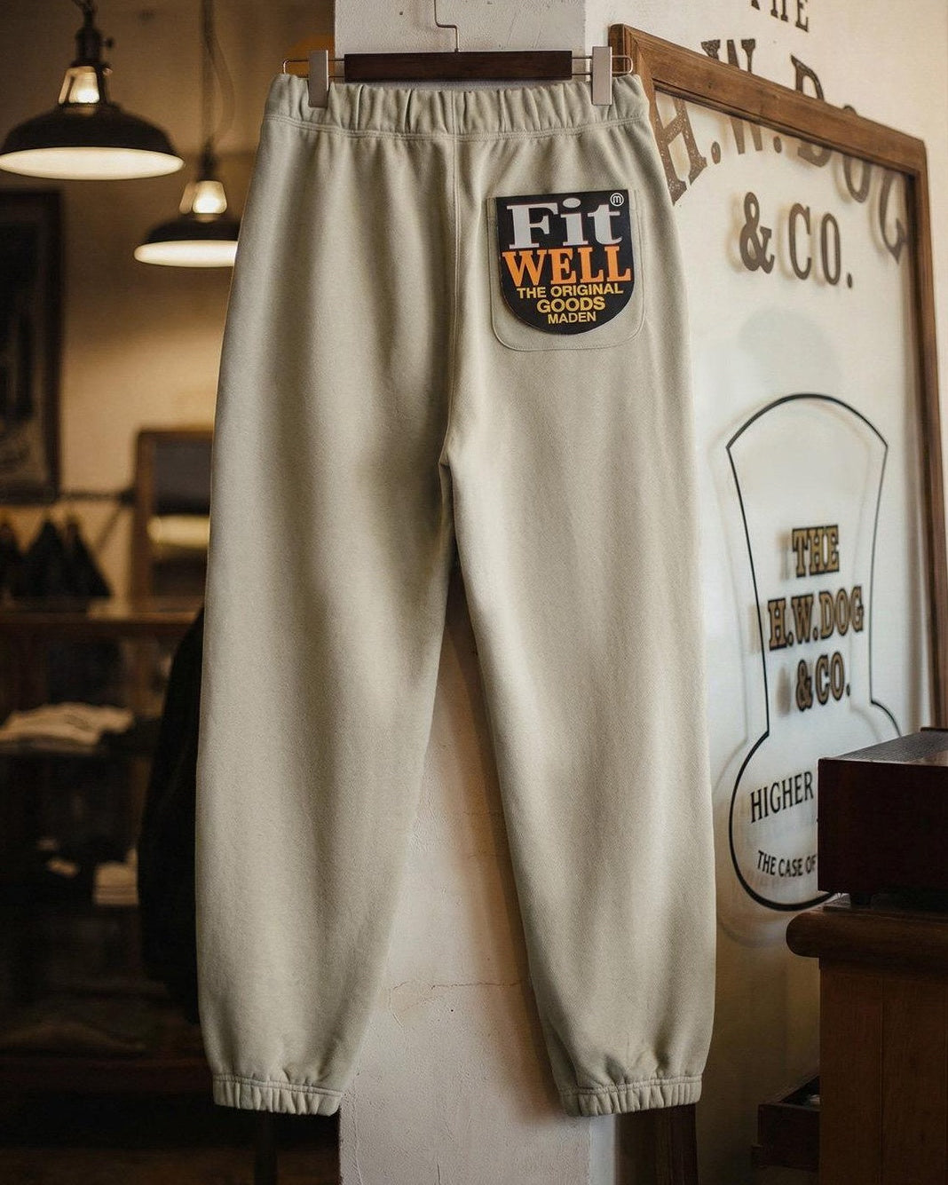 ビアトリス バイカラー切替ジョガーパンツ 2459